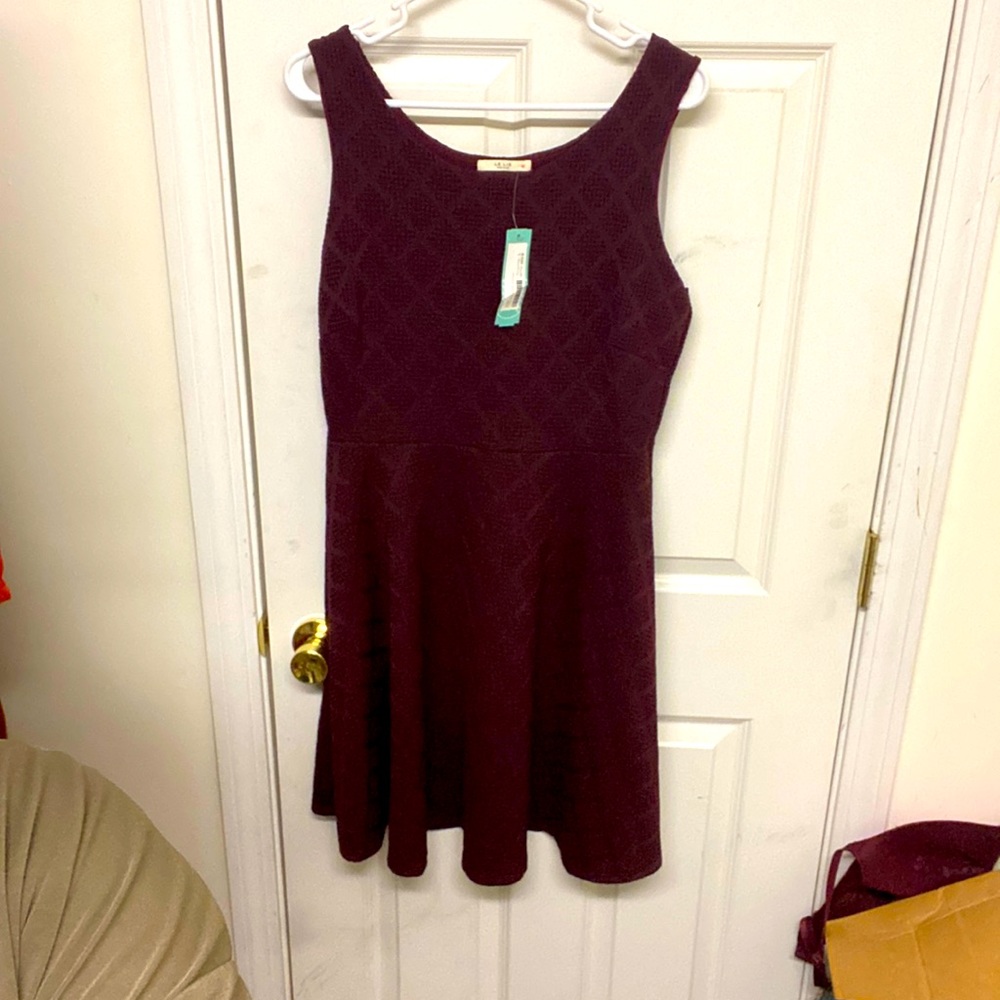 Le Lis Kano Textured Knit Dress